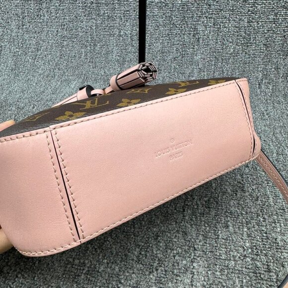 Louis Vuitton Saintonage Monogram Crossbody Bag fbcco1050-102125 - Picture 8 of 15